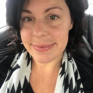 Meet your Posher, Annette